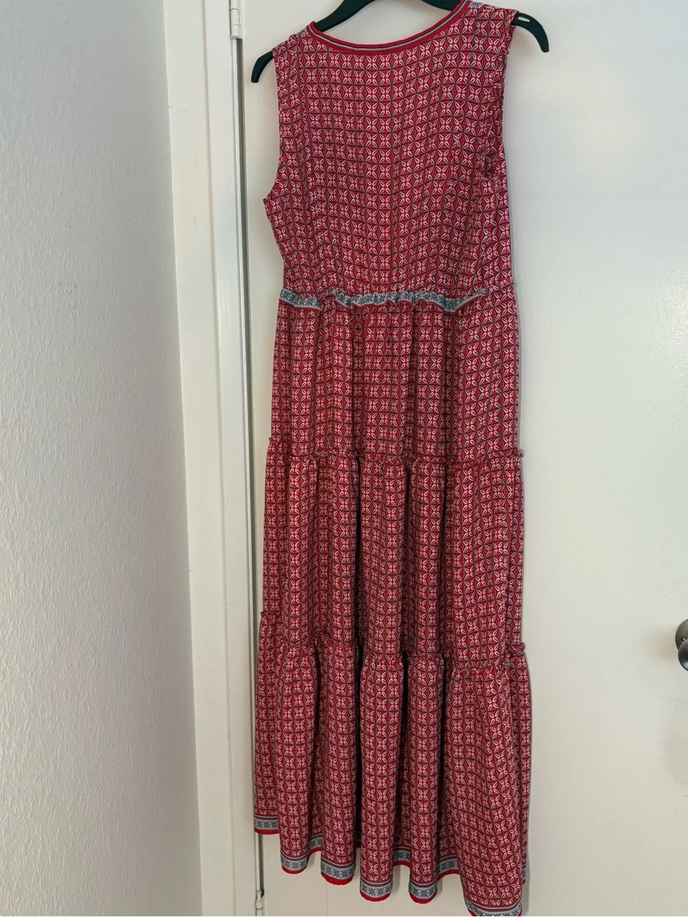 N/A sleeveless red